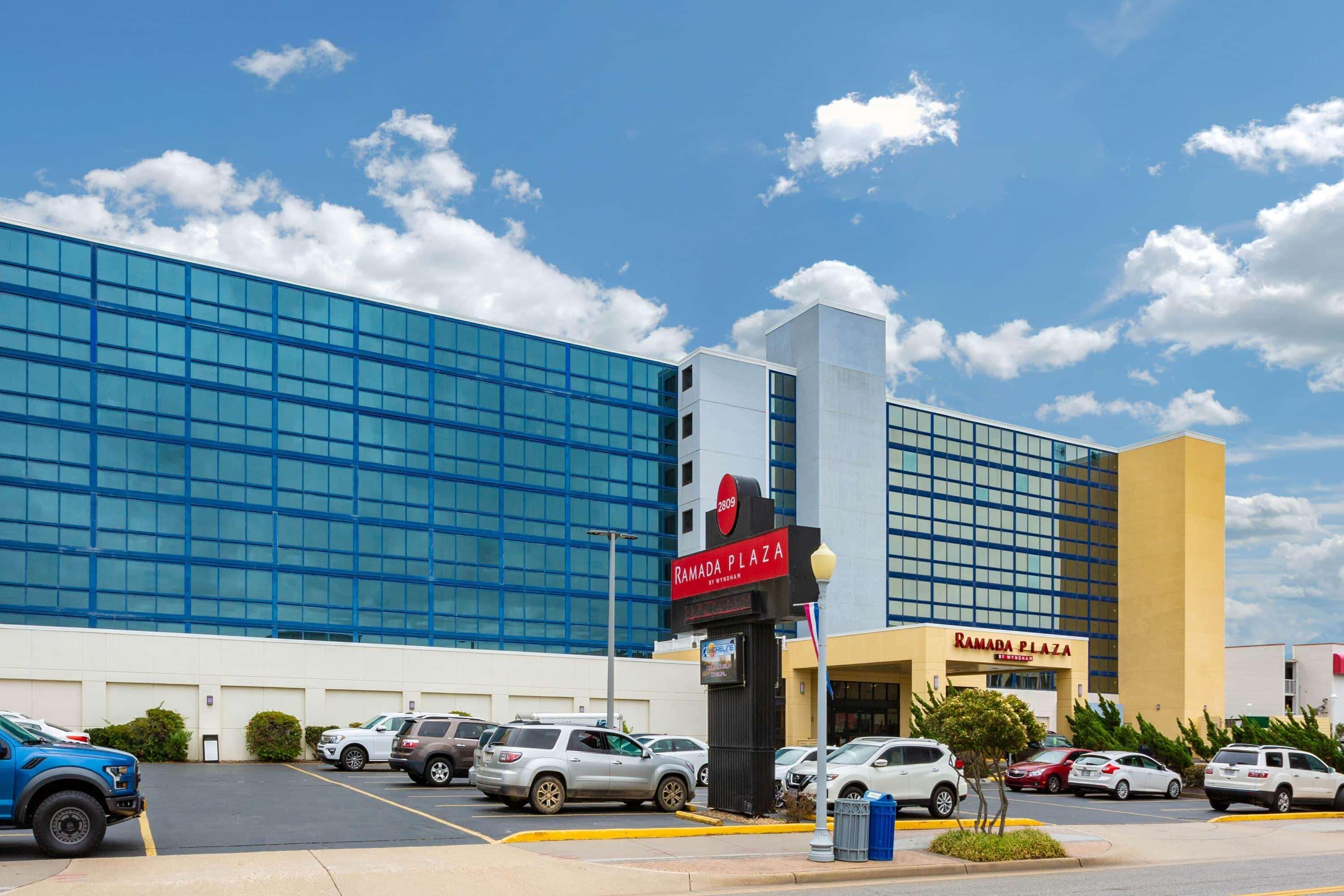 Ramada Plaza By Wyndham Virginia Oceanfront Hotel 3*