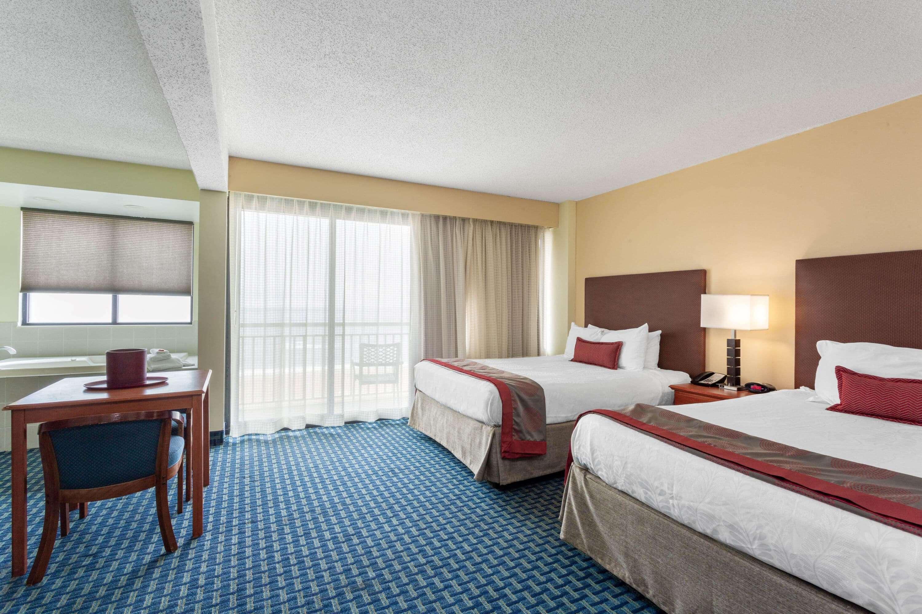 Ramada Plaza By Wyndham Virginia Oceanfront Hotel 3*