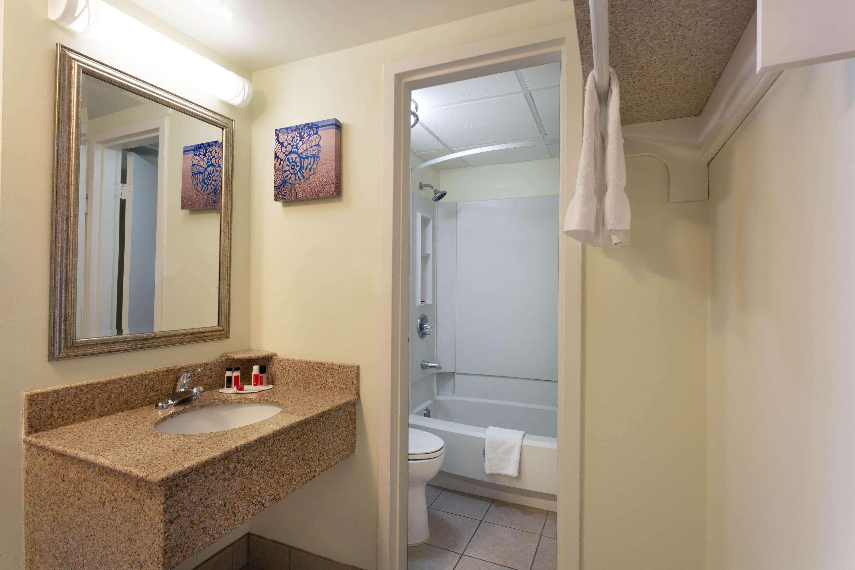 Hotel Ramada Plaza By Wyndham Virginia Oceanfront 3*