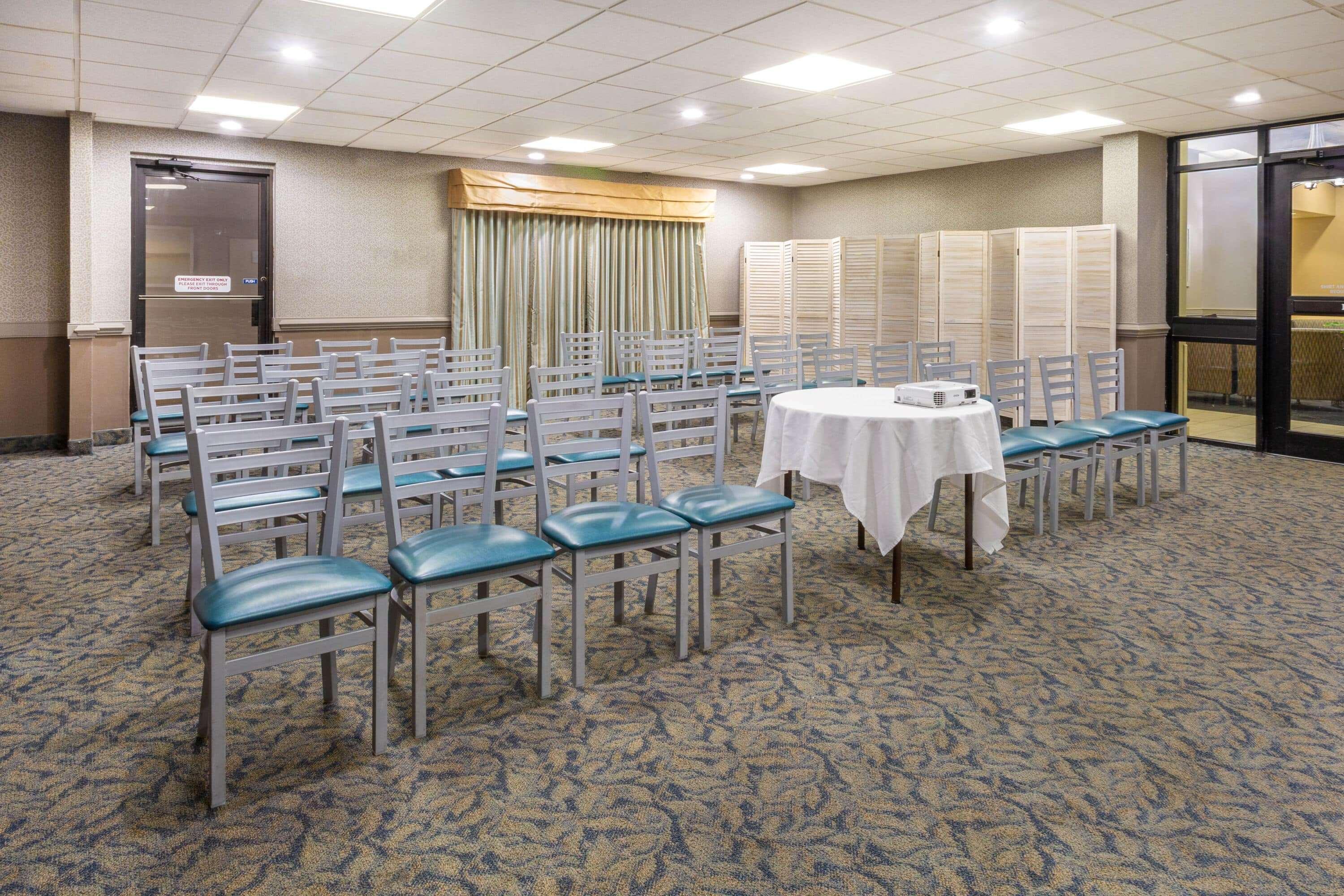 Ramada Plaza By Wyndham Virginia Oceanfront Hotel Virginia Beach