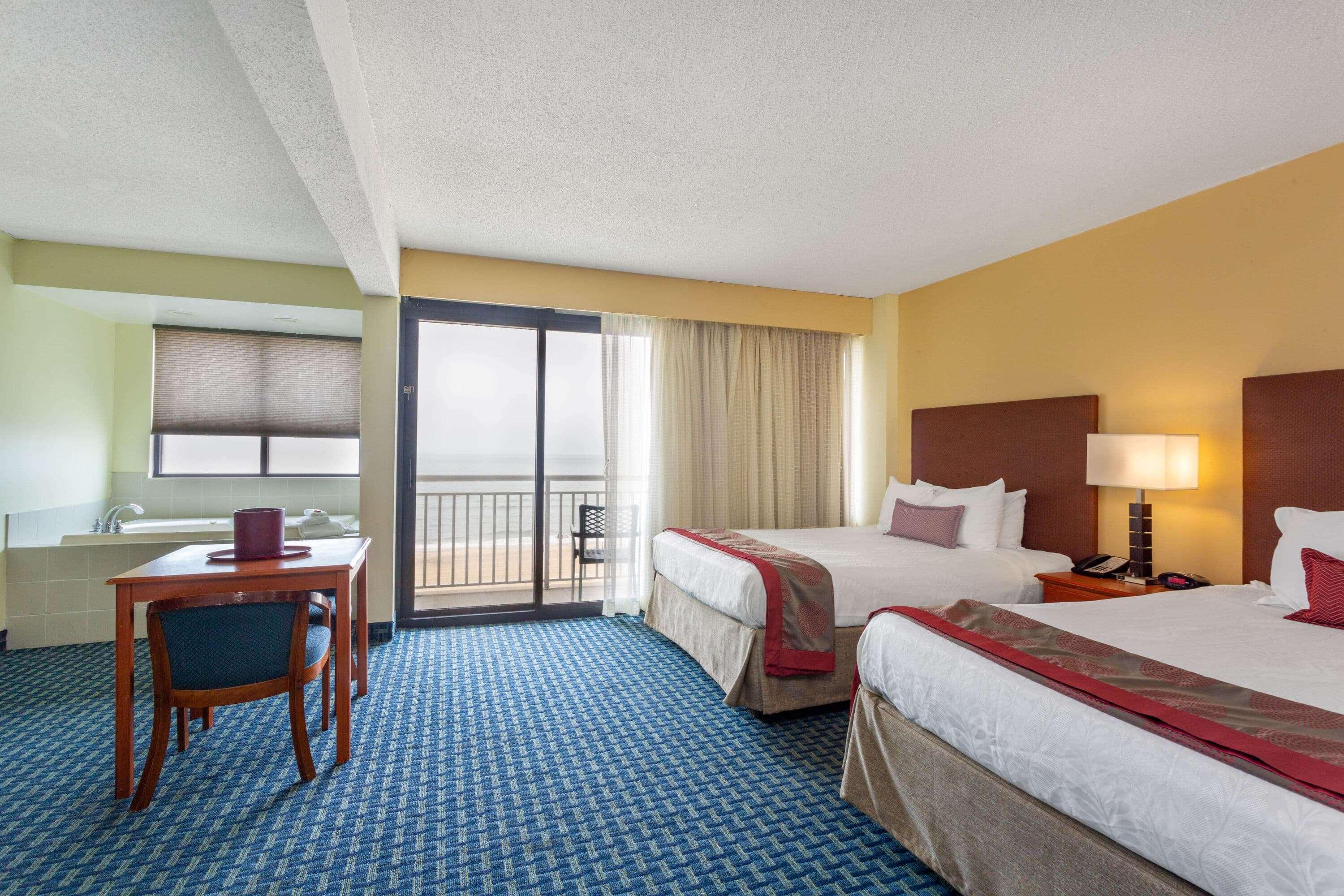 Hotel Ramada Plaza By Wyndham Virginia Oceanfront 3*